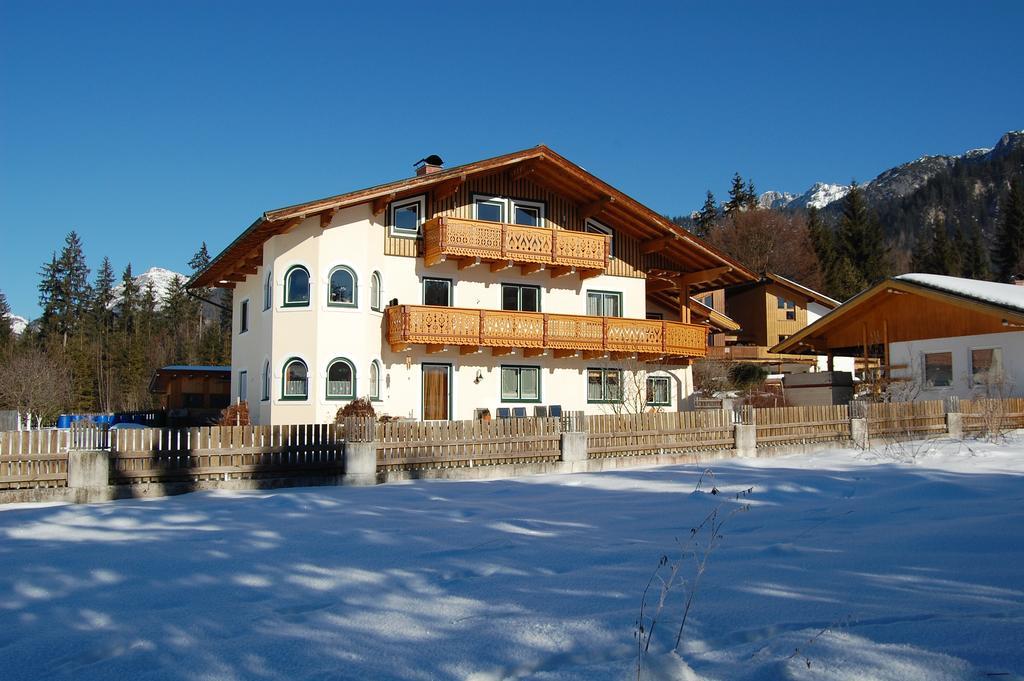 Landhaus Brugger Apartamento Saalfelden Quarto foto